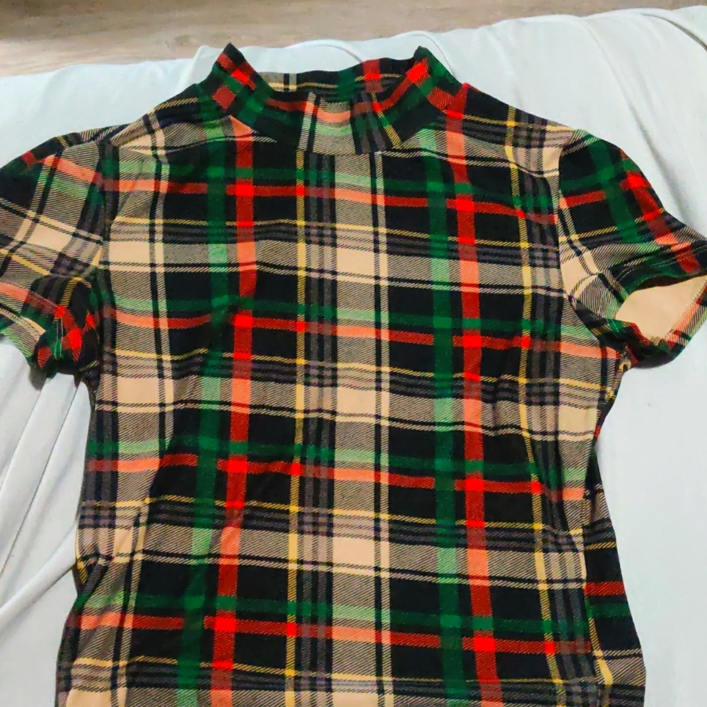 Plaid top